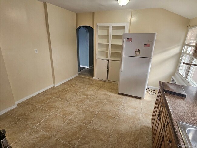 Building Photo - 137-24 228th St