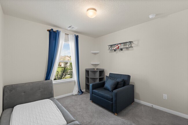 Building Photo - 10433 Russell Pines Dr