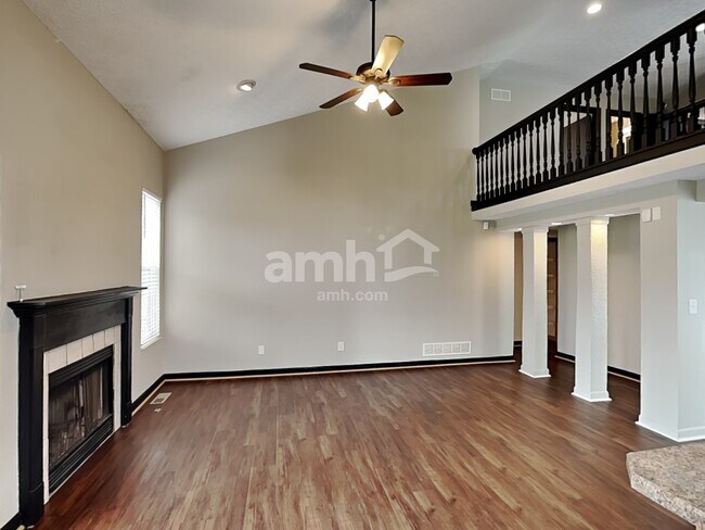 Building Photo - 595 Tall Oaks Dr
