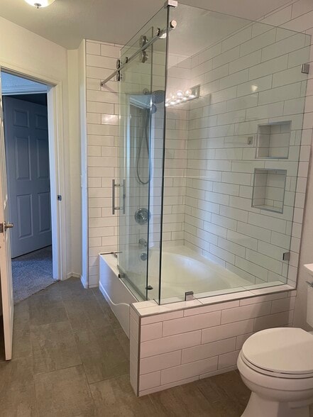 Building Photo - 5303 N 7th St