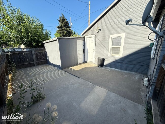 Building Photo - 2bd/1ba House Near Davis High School!