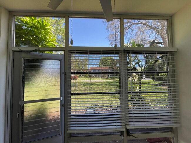 Building Photo - 1225 NW 21st St