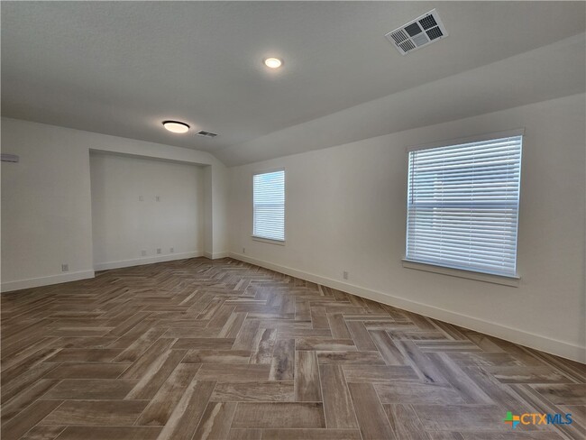 Building Photo - 1047 Lime Gruene