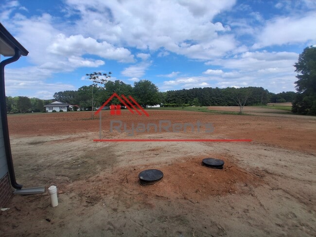 Building Photo - 4031 US 64 Alt