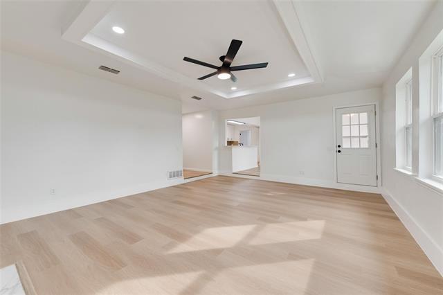 Building Photo - 2307 Glen Forest Ln