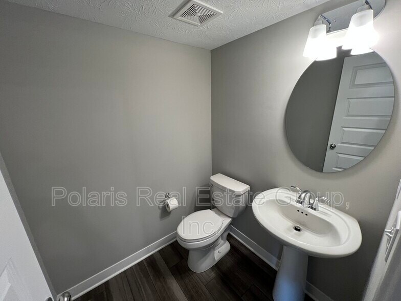 Building Photo - 13831 Boiler Pl
