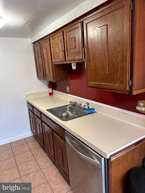 Building Photo - 1628 Fort Fisher Ct