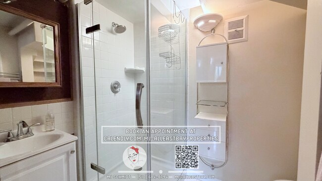 Building Photo - Fully furnished studio condo in Berkeley next to Campus, includes all utilities $1800