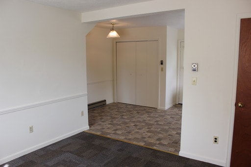 Building Photo - 2 Bedroom Townhouse for Rent in Bridgewater
