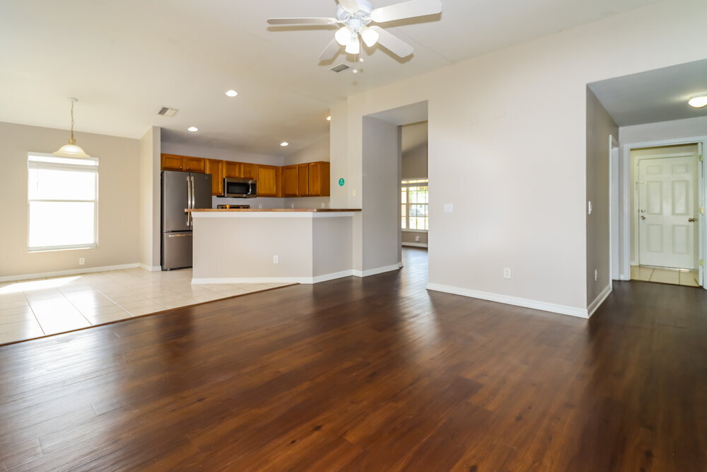 Building Photo - 11903 Autumn Creek Dr