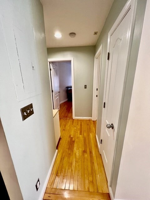 Building Photo - 19 Wiget St