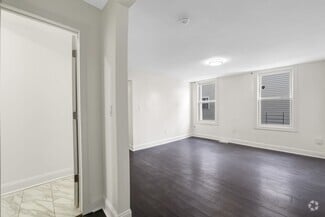 Building Photo - 257 Avon Ave