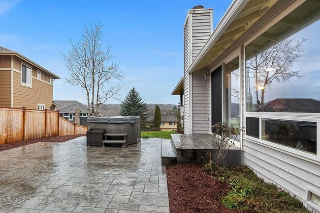 Building Photo - 3bd/1.75ba Redmond Home
