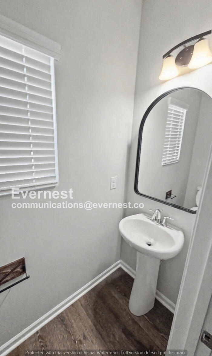 Building Photo - 1006 Brooksland Pl