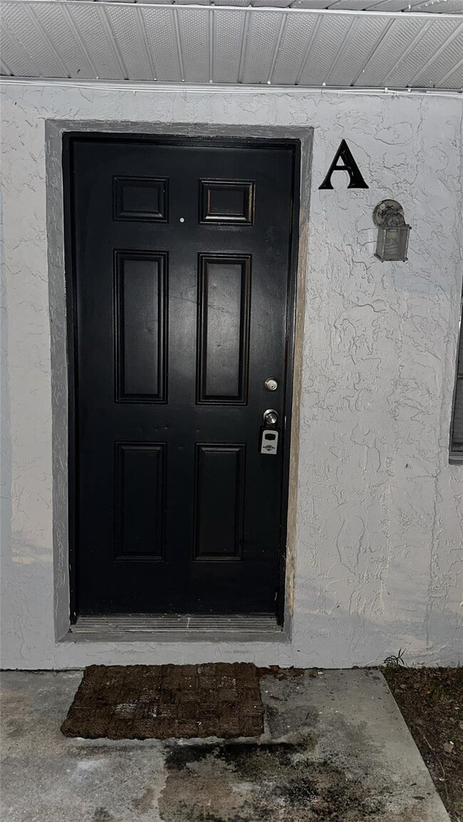 Building Photo - 2004 S 10th St