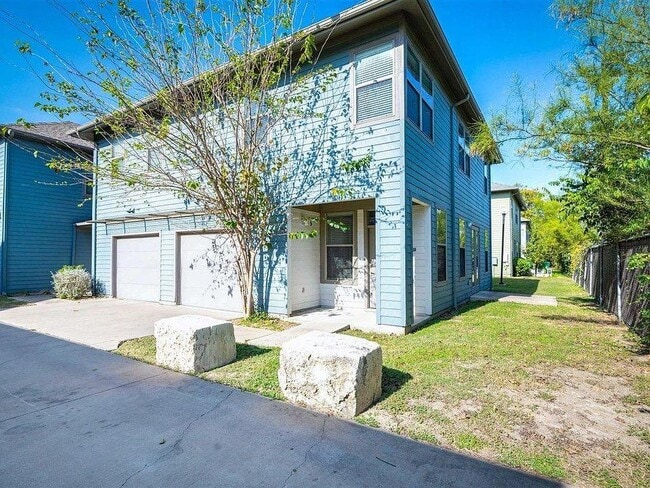 Building Photo - 1201 Grove Blvd