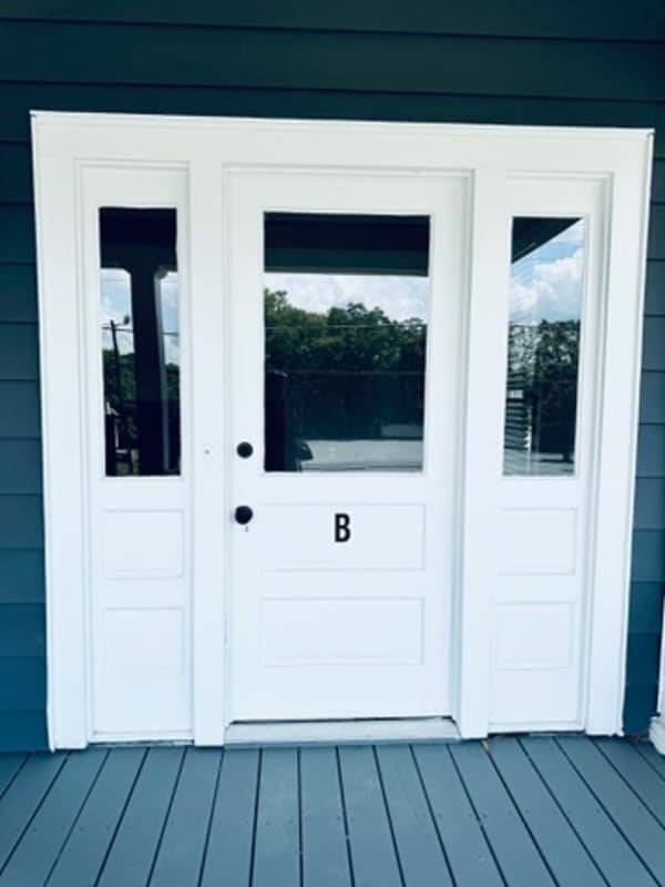 Building Photo - 510 N 2nd Ave