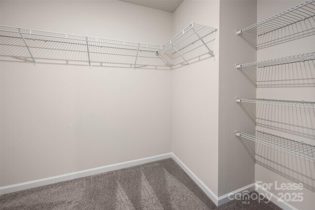 Building Photo - 108 Rock Ave