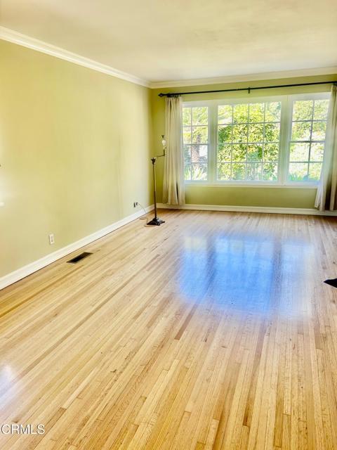 Building Photo - 300 W Loma Alta Dr