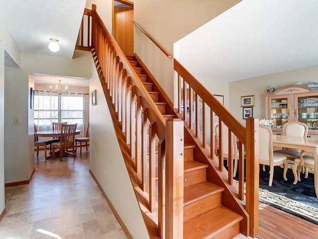 Building Photo - 4056 Brook Run Dr
