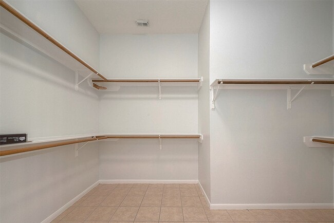Building Photo - 7302 Colony View Ln