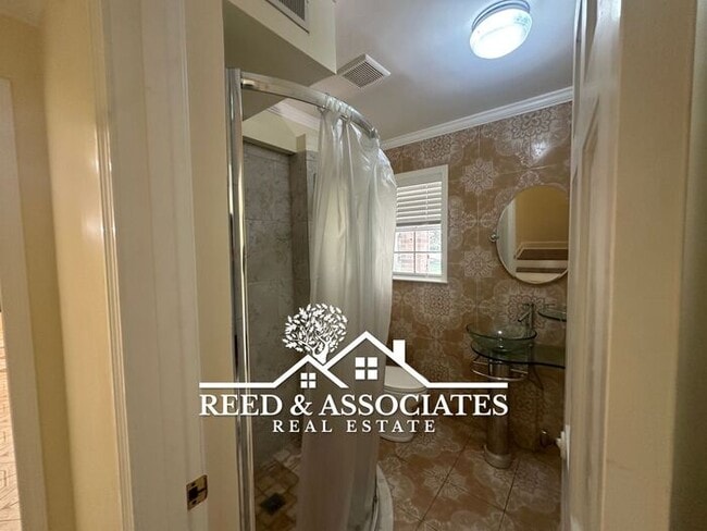 Building Photo - Charming Collierville Home ~3 Bedroom