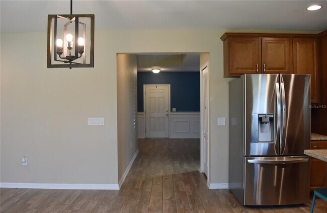 Building Photo - 2084 La Palma Ave