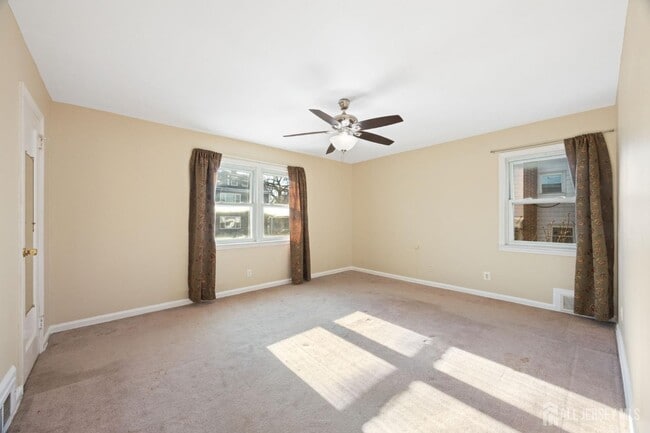 Building Photo - 298 Newark Ave