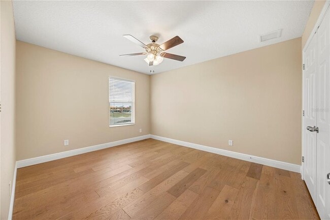 Building Photo - 2049 Heart Lk Dr