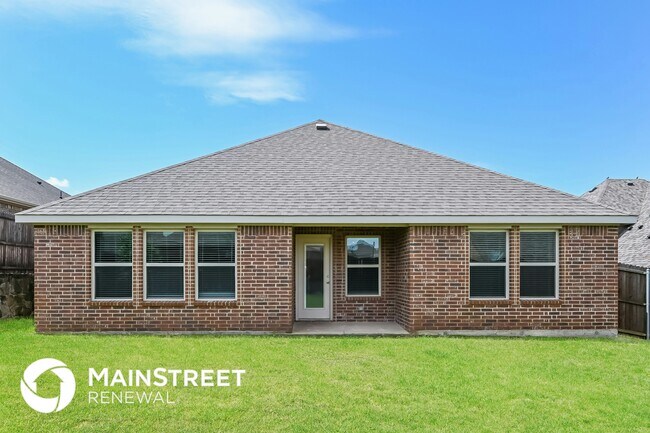 Building Photo - 571 Kara Dr