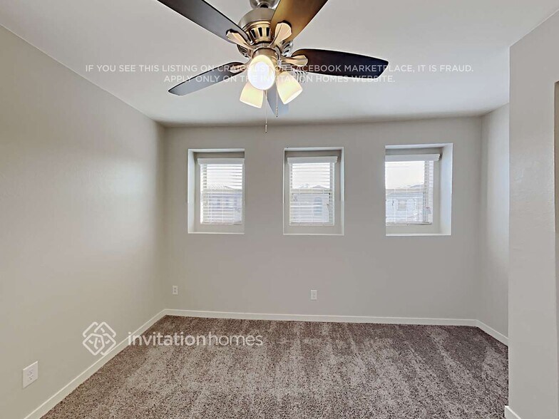 Building Photo - 11178 W Garfield St