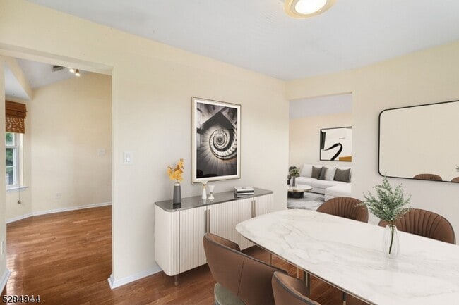 Building Photo - 77 Williamson Ct