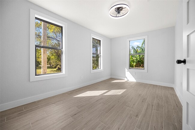 Building Photo - 3229 Holman St