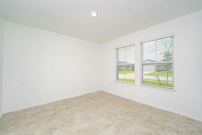 Building Photo - 1118 Appaloosa Ln