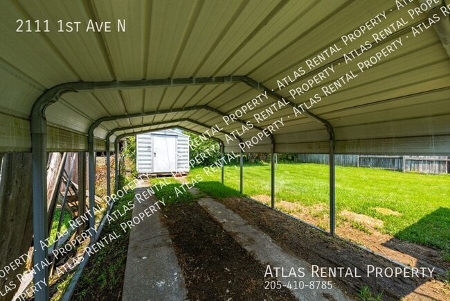 Building Photo - 2111 1st Ave N