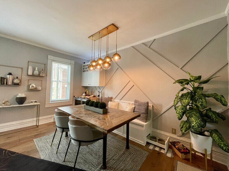 Building Photo - 196 E Columbus St