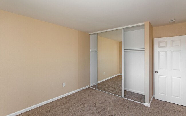 Building Photo - Wonderful 4 bedroom home in San Marcos!