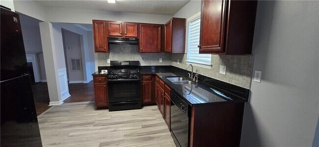 Building Photo - 3644 Caseys Cove