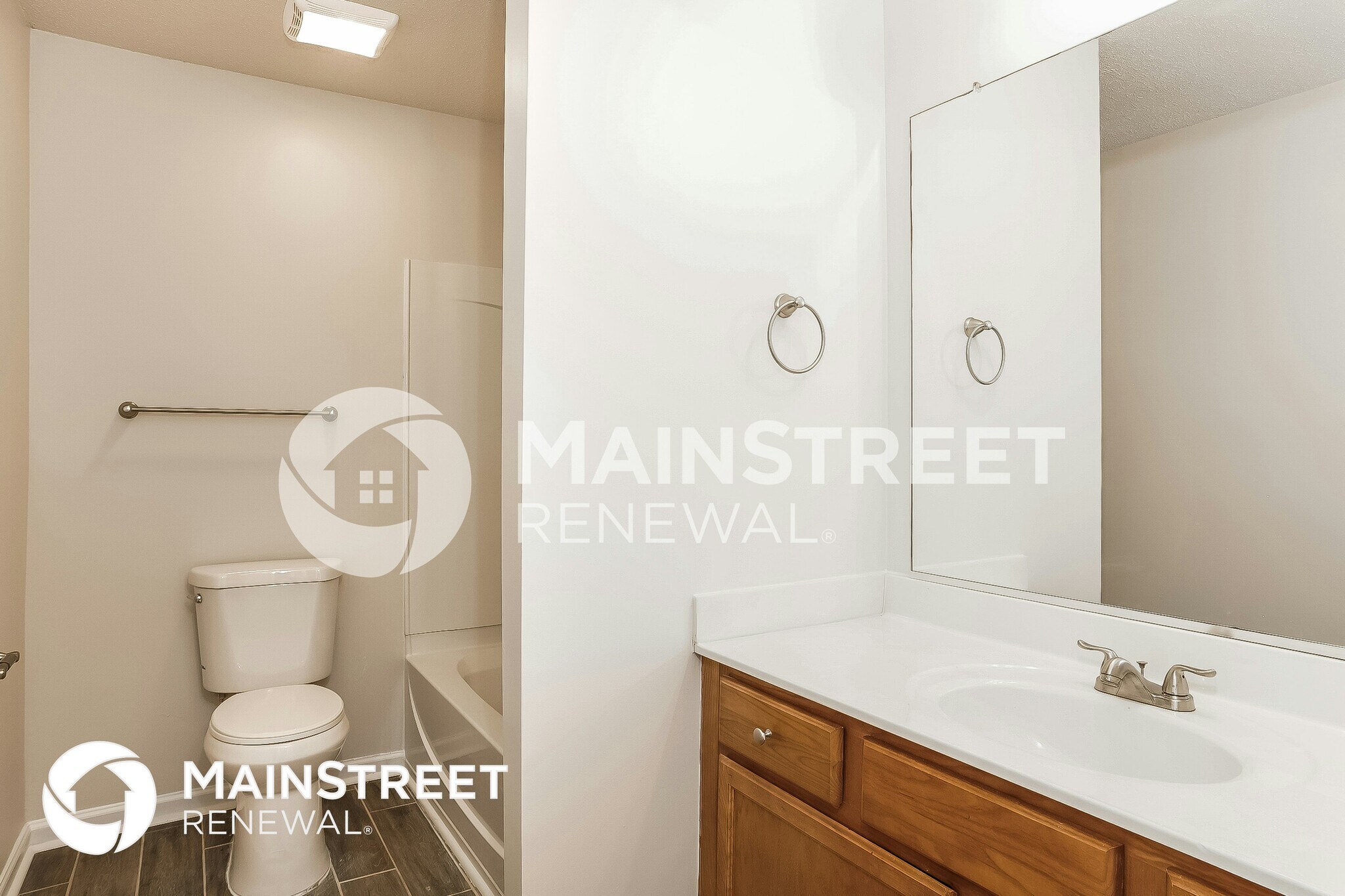 Building Photo - 4656 Chapel Ridge Dr