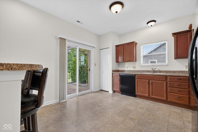 Building Photo - 793 N Crystal Dr