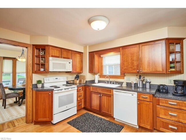 Building Photo - 1737 23rd St