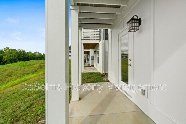 Building Photo - 759 Mill Creek Meadow Dr