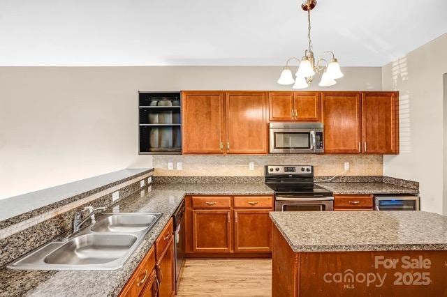 Building Photo - 9026 Sharpes Cir