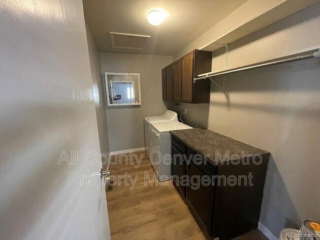 Building Photo - 8791 Pierce Way