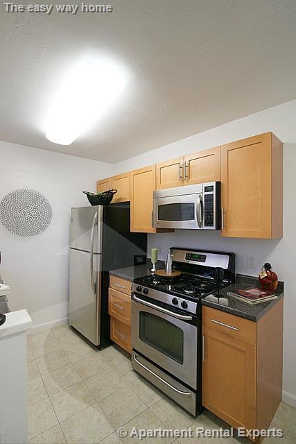 Building Photo - 60 Brattle St