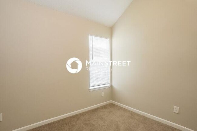 Building Photo - 3 Bedroom Pet-Friendly Home in Lithonia, G...
