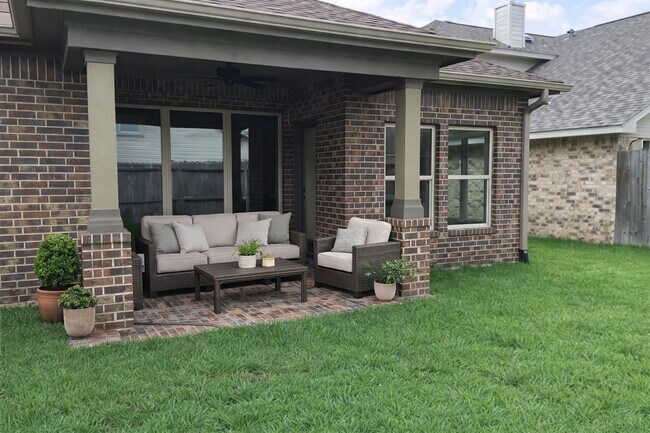 Building Photo - 12403 Fern Meadow Dr