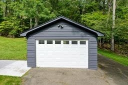 Building Photo - 802 Larchmont Rd