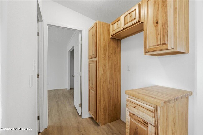 Building Photo - 25415 Cedar Dr