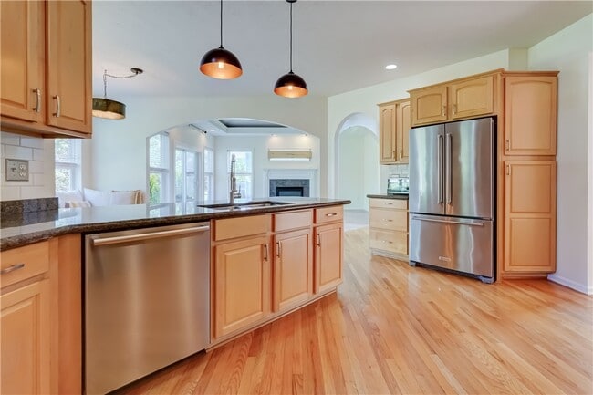 Building Photo - 83 Angels Path